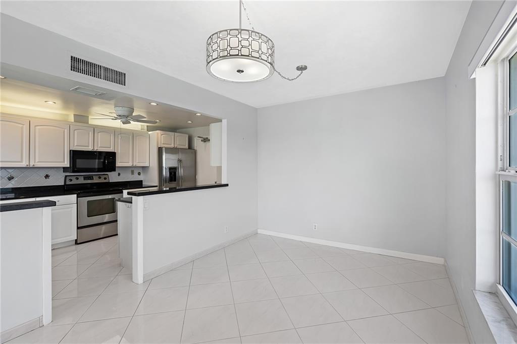 Regency Tower - Residential