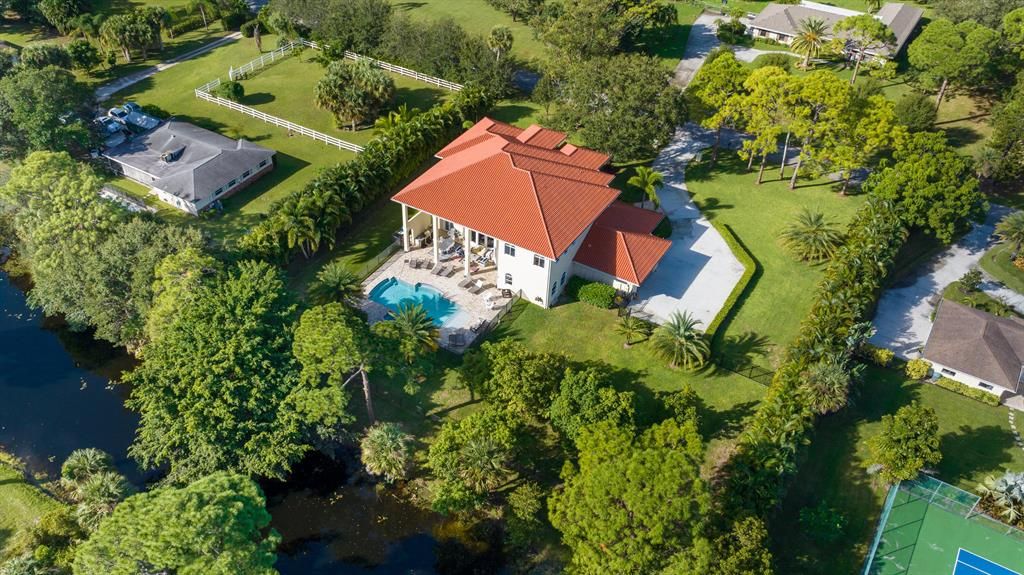 Photo of 8622 Nashua Drive, Palm Beach Gardens, FL 33418 (MLS # R10843722)