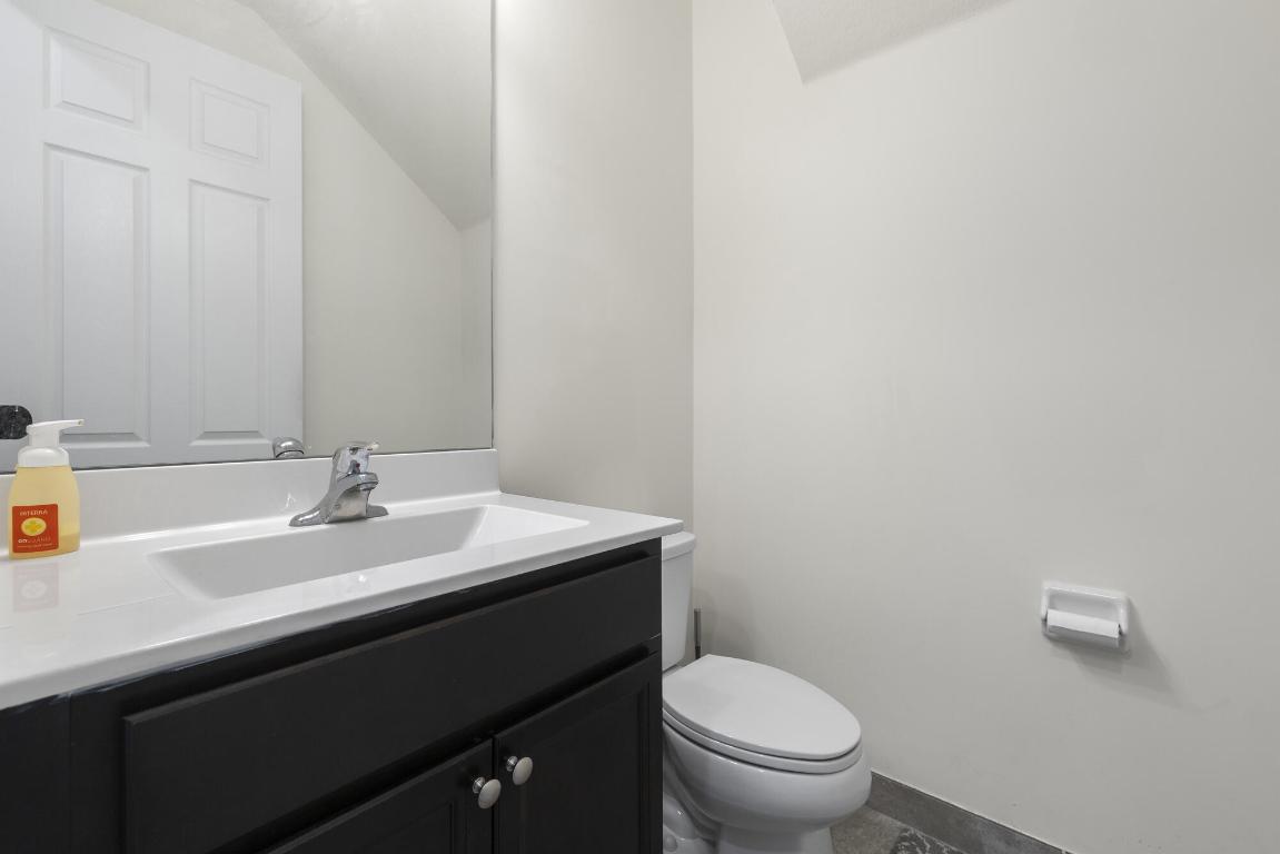 ASHTON PARC - Residential