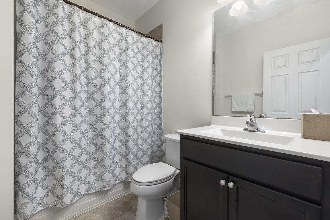 ASHTON PARC - Residential