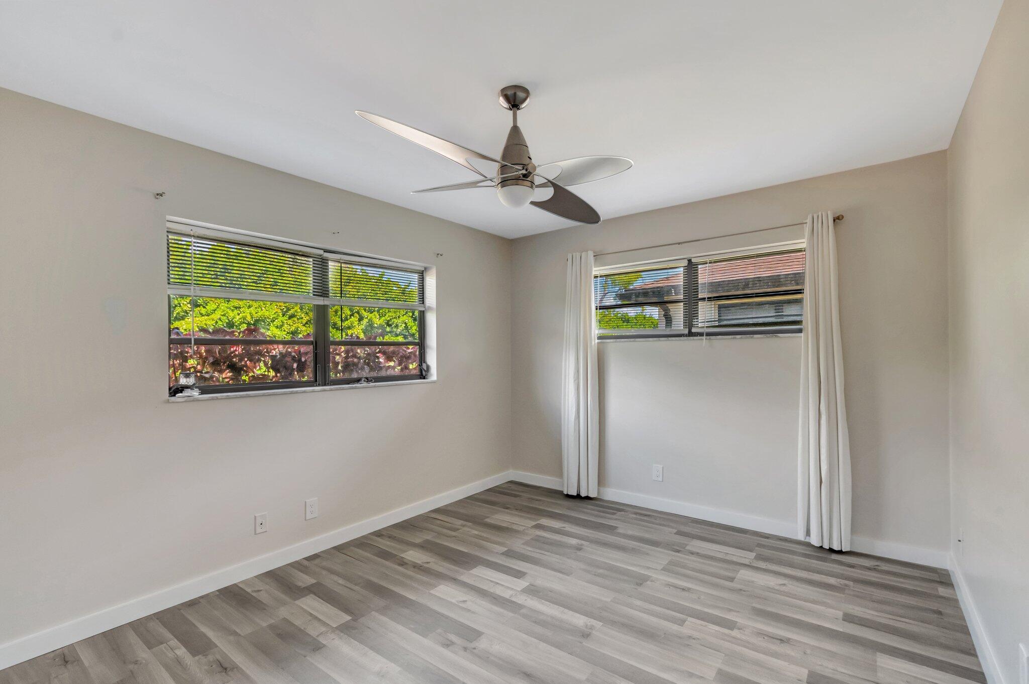 GREENTREE VILLAS CONDO - Residential