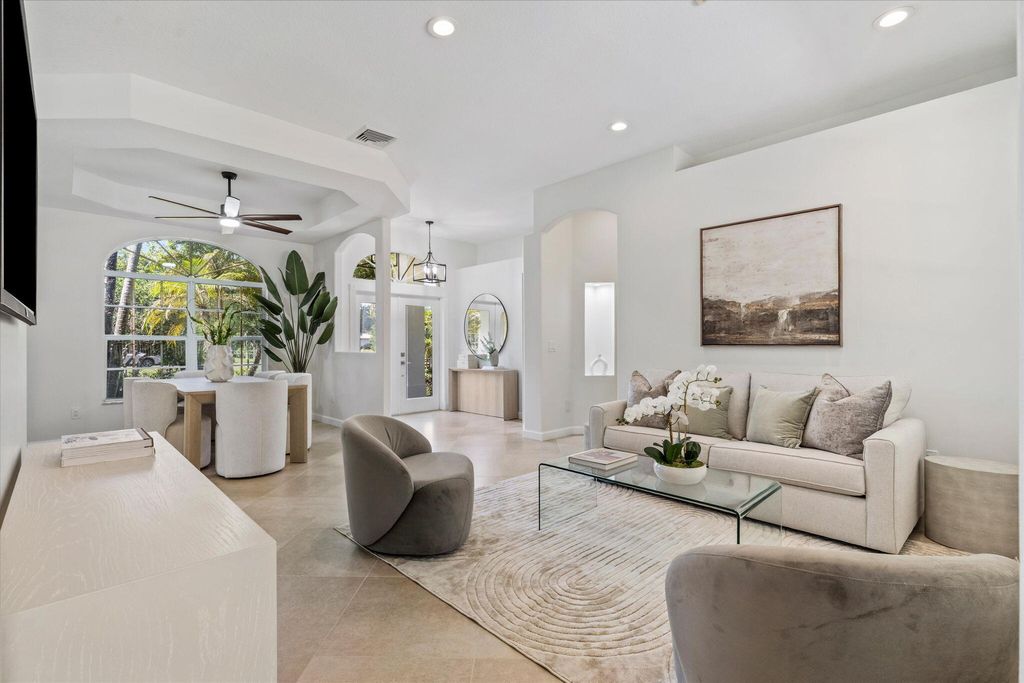Photo of 11973 169th Court N, Jupiter, FL 33478 (MLS # B26024143)