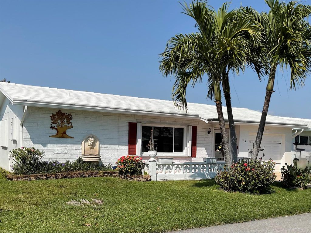 Photo of 113 SW 8th Court, Boynton Beach, FL 33426 (MLS # R11053809)