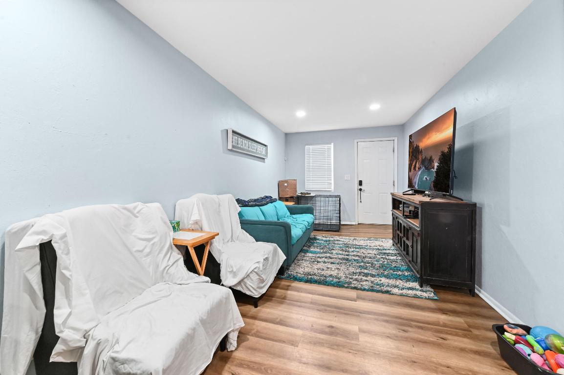 LAKE WORTH TOWN - Residential Income