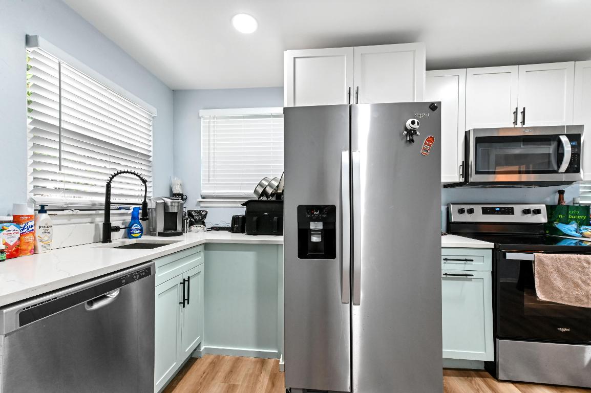 LAKE WORTH TOWN - Residential Income