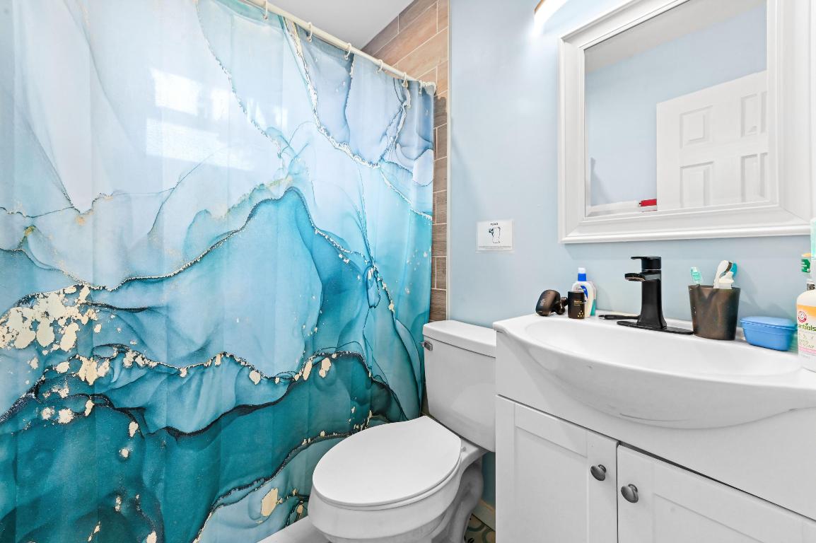 LAKE WORTH TOWN - Residential Income