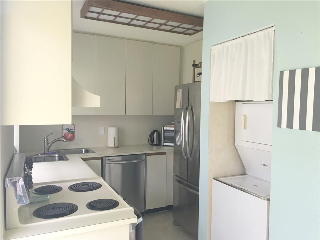 VILLAGE HOMES COUNTRY ISL - Residential