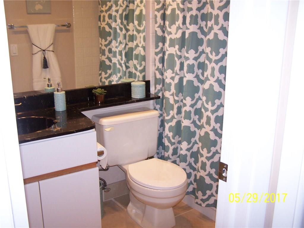 VILLAGE HOMES COUNTRY ISL - Residential