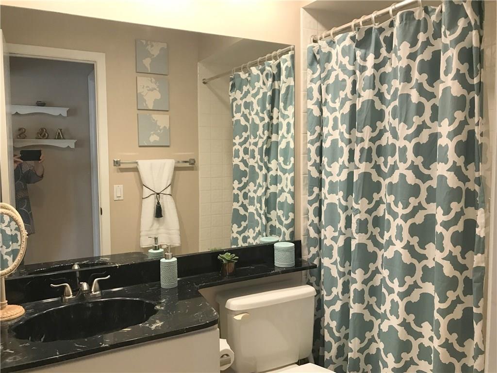 VILLAGE HOMES COUNTRY ISL - Residential