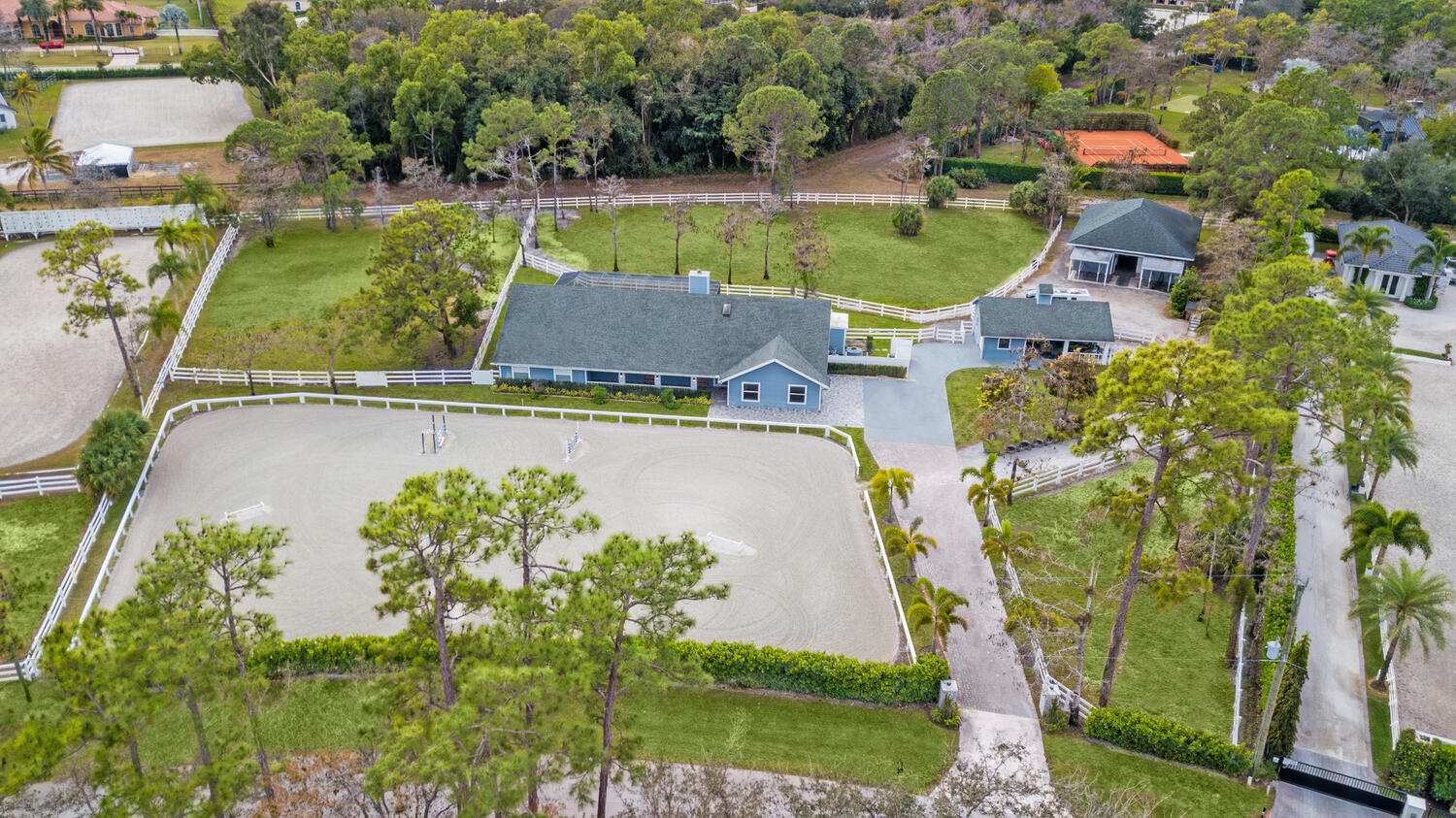 PADDOCK PARK 2 OF WELLINGTON - Residential Lease