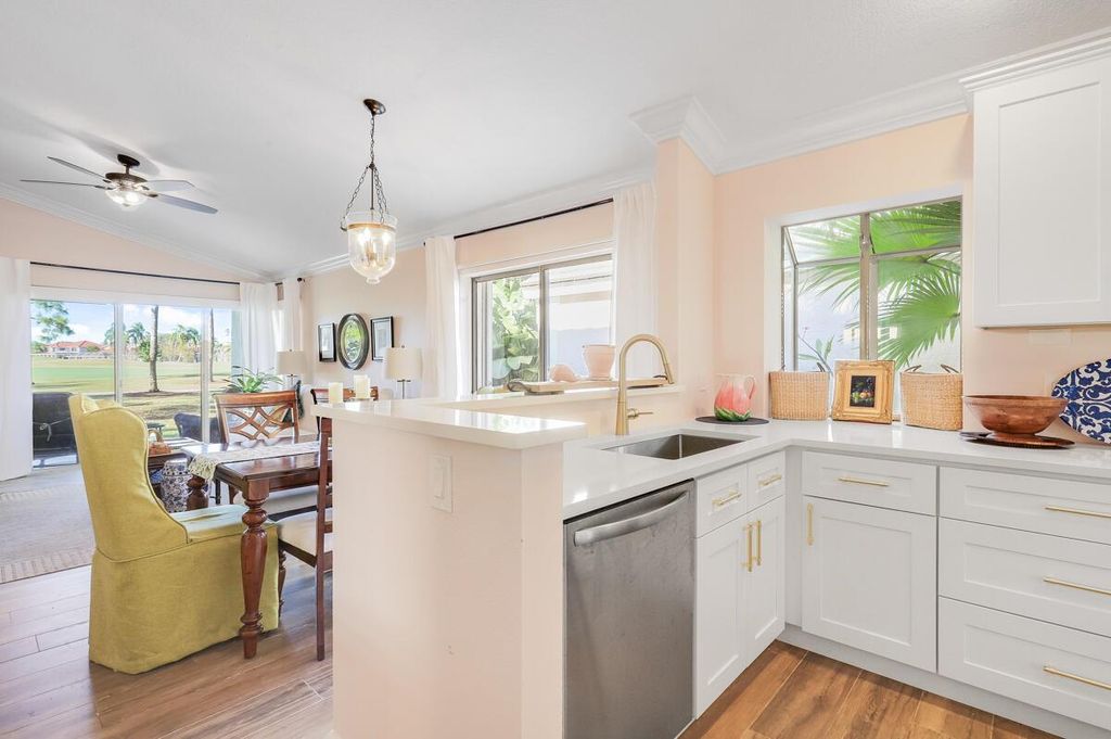 Photo of 85 Admirals Court, Palm Beach Gardens, FL 33418 (MLS # R10935397)