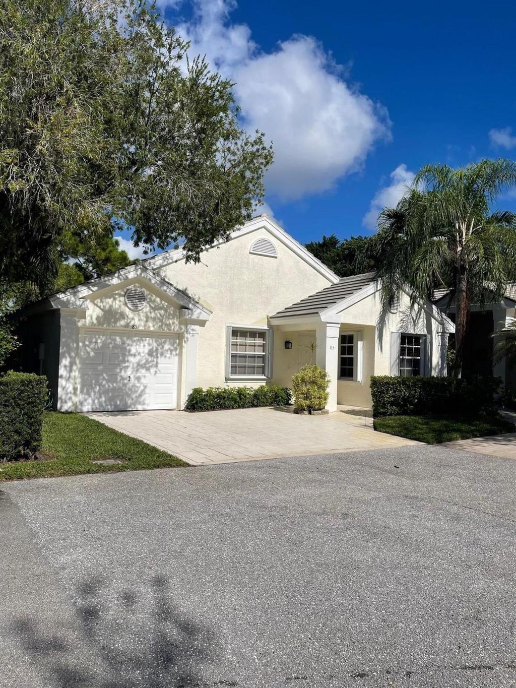 Photo of 85 Admirals Court, Palm Beach Gardens, FL 33418 (MLS # R10935397)