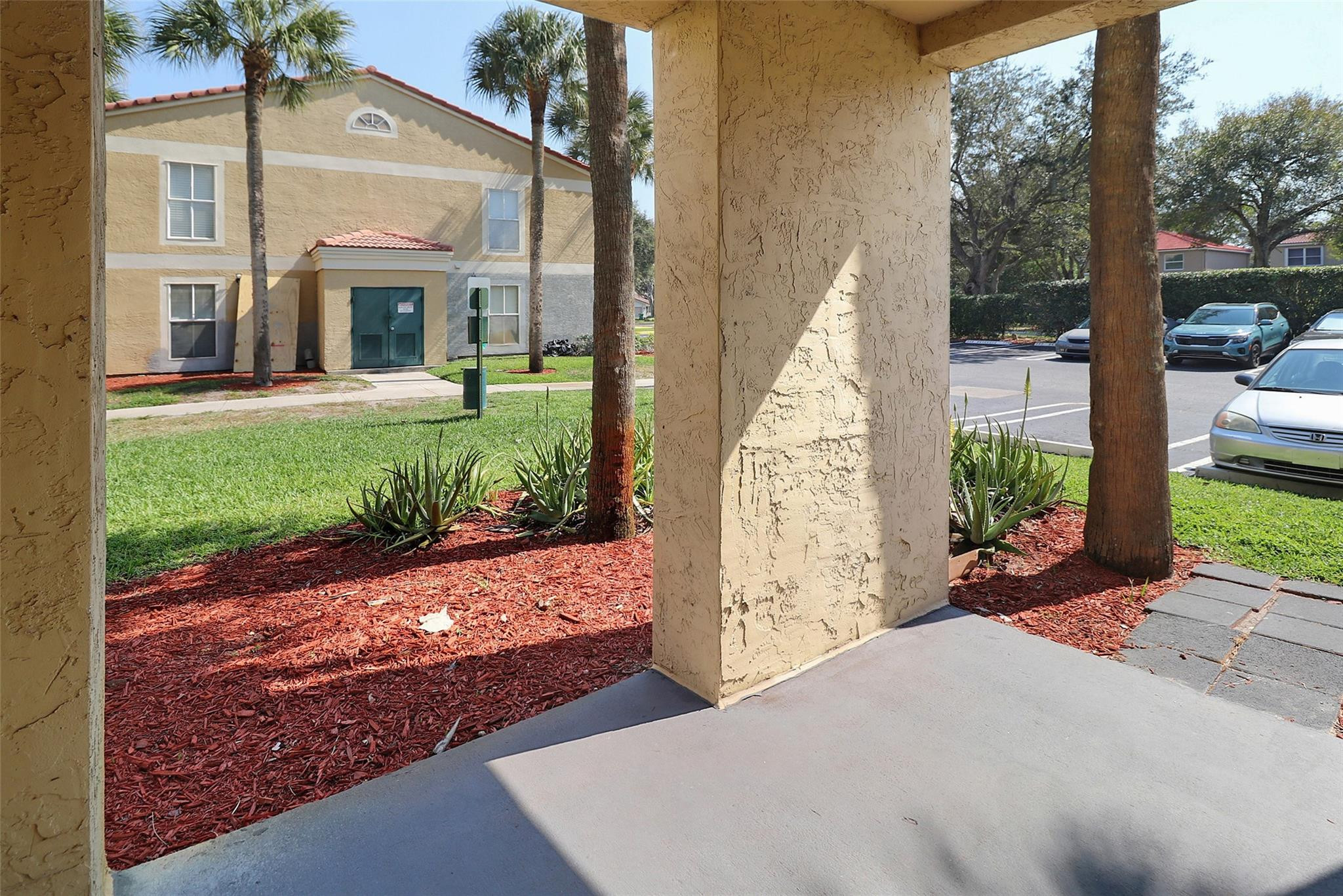 SAVANNAH AT RIVERSIDE - Residential