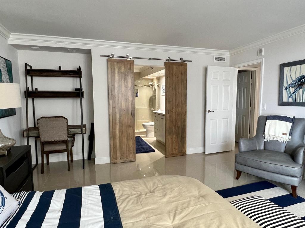 AQUARIUS CONDO - Residential Lease