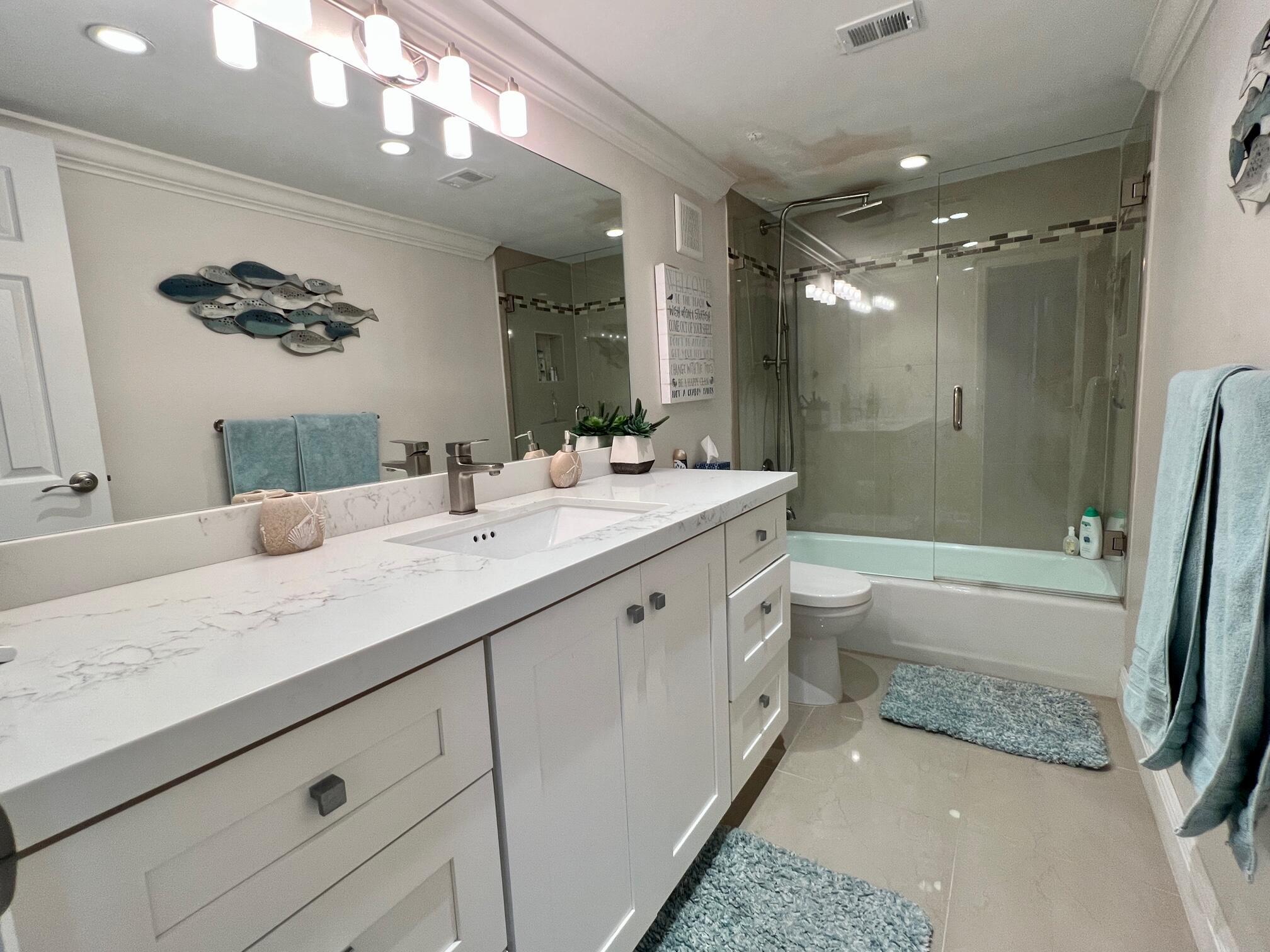 AQUARIUS CONDO - Residential Lease