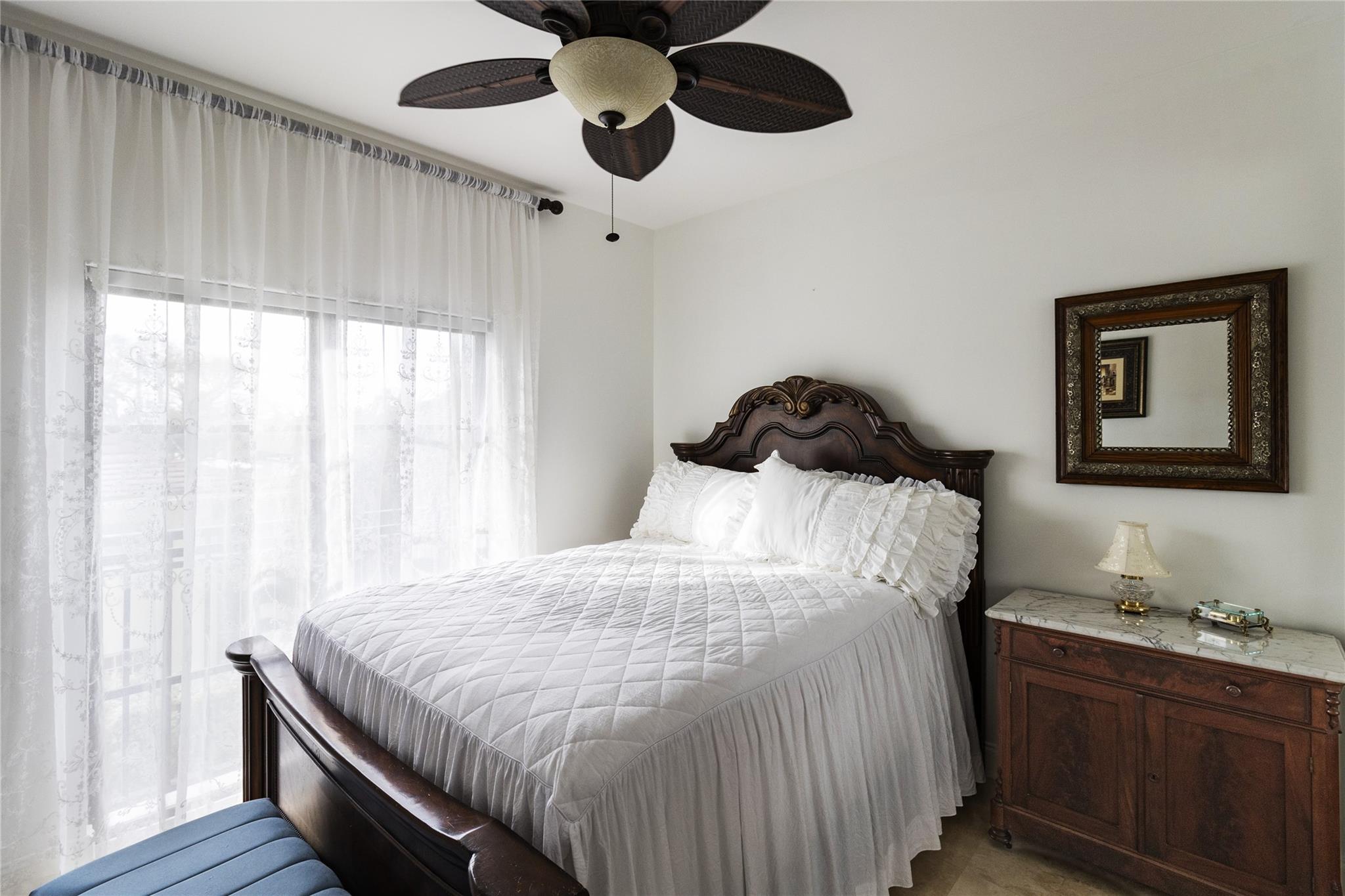 FOUNTAINS ON OCEAN BLVD - Residential