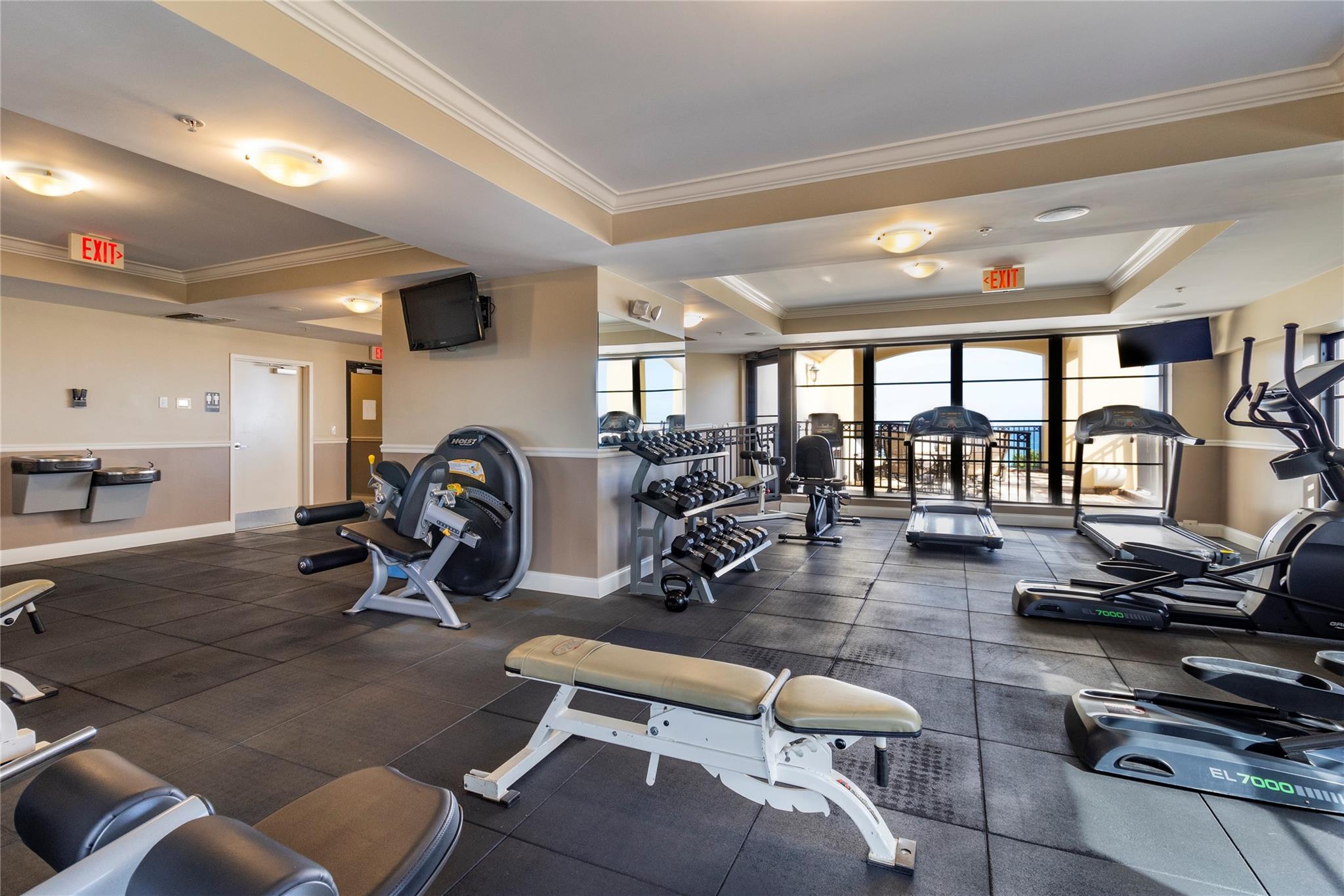 FOUNTAINS ON OCEAN BLVD - Residential