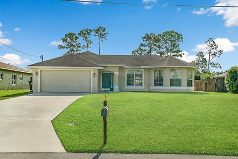 A home in Port St Lucie