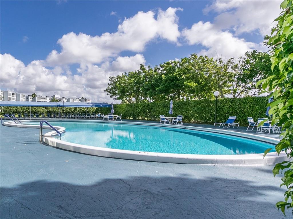 Palm Springs 2 - Residential