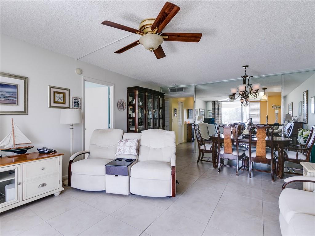 Palm Springs 2 - Residential