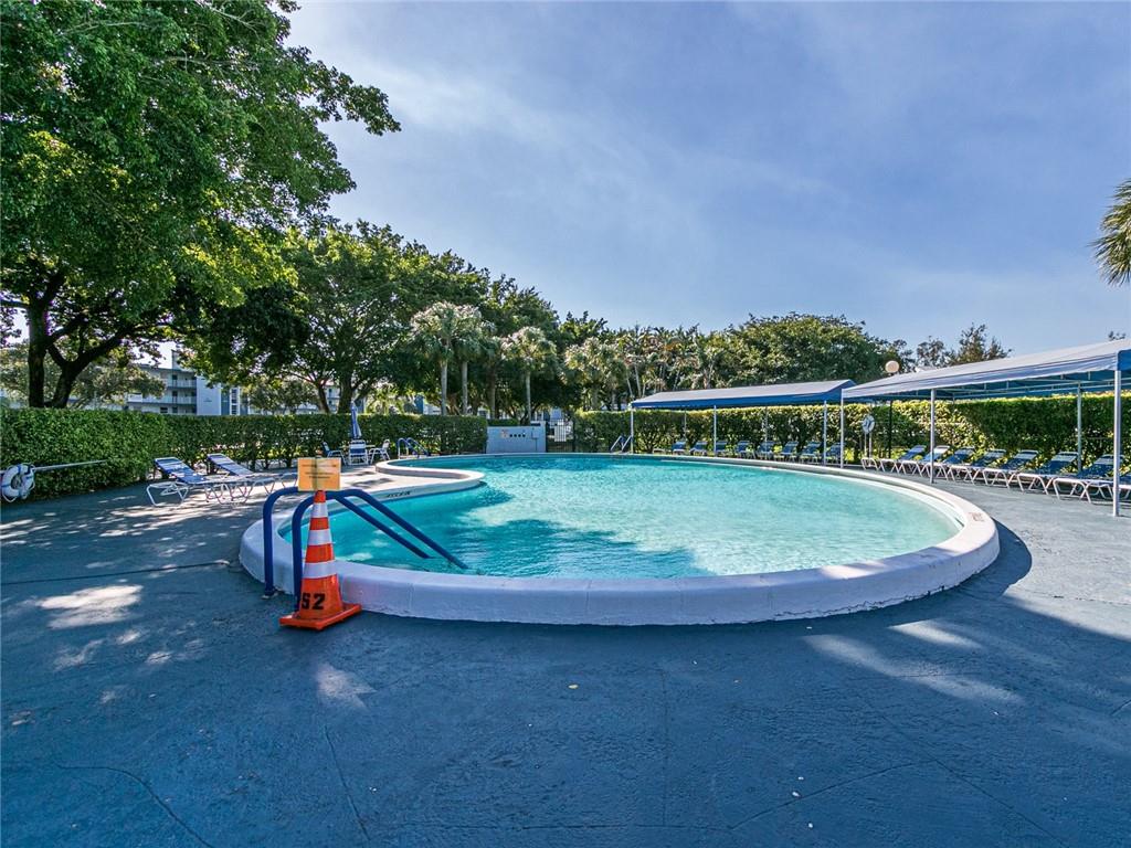 Palm Springs 2 - Residential