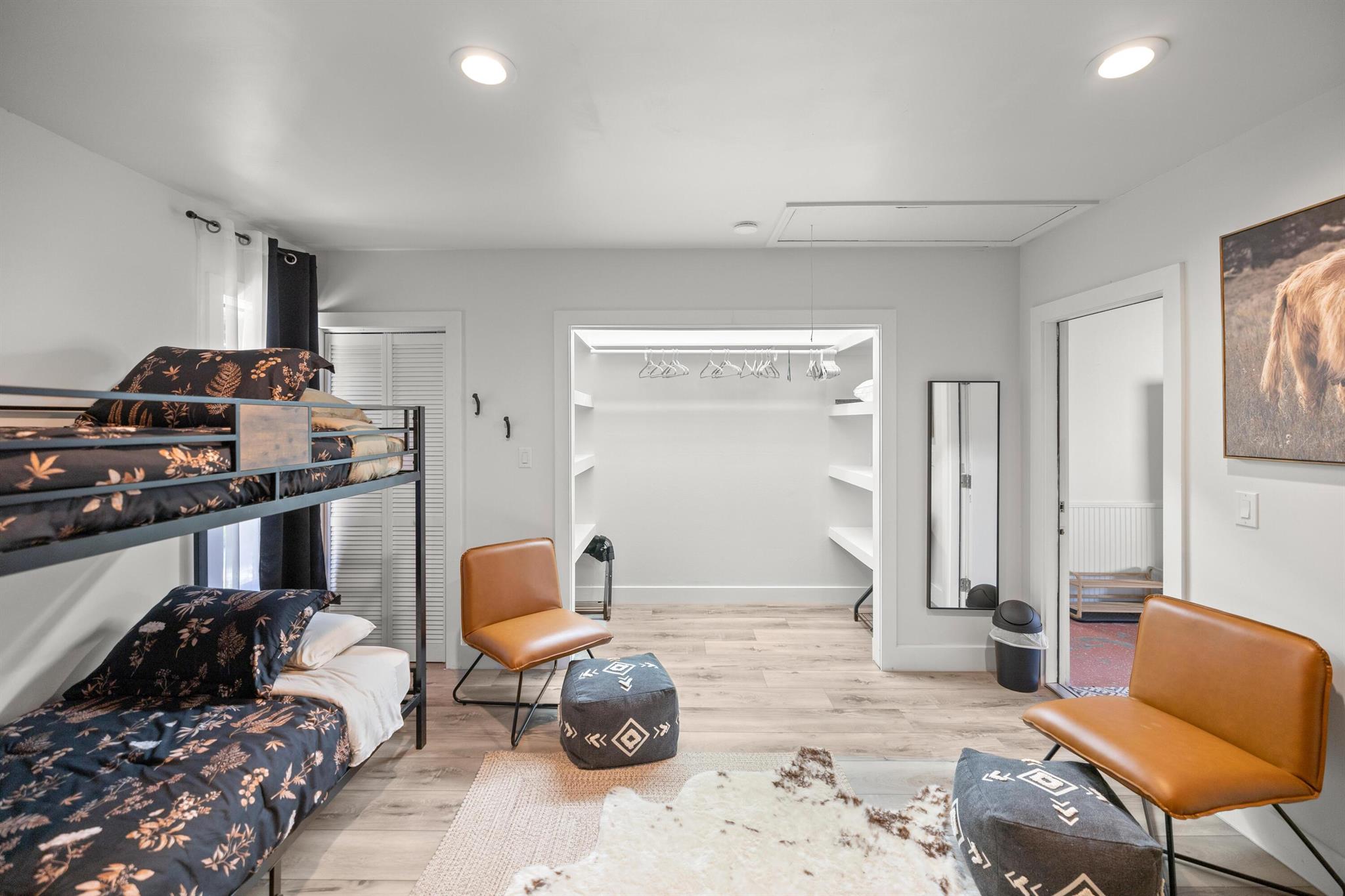 Western Center - Residential Lease