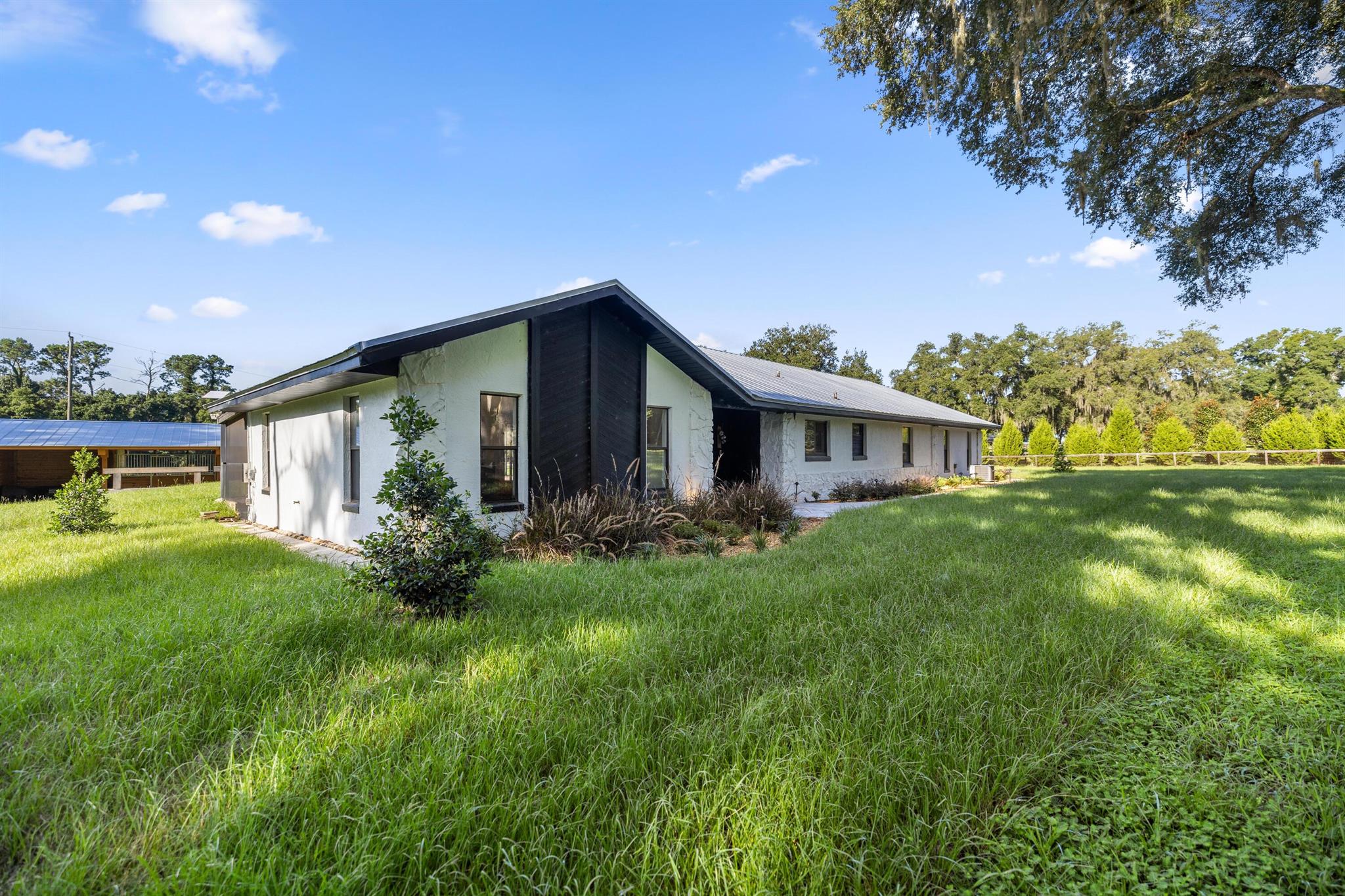 Western Center - Residential Lease