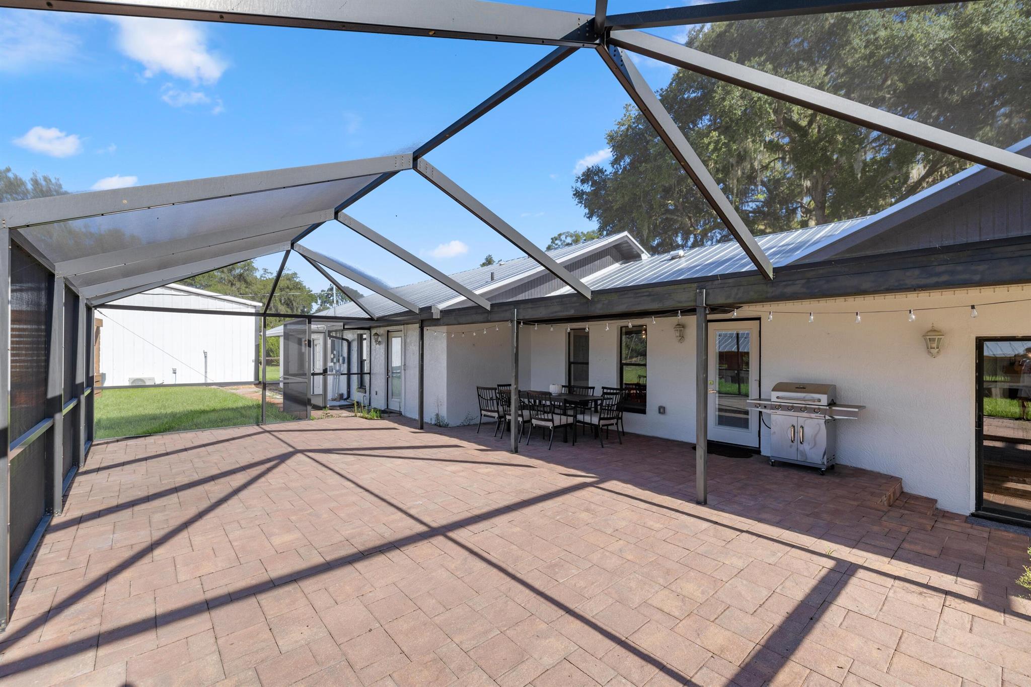 Western Center - Residential Lease