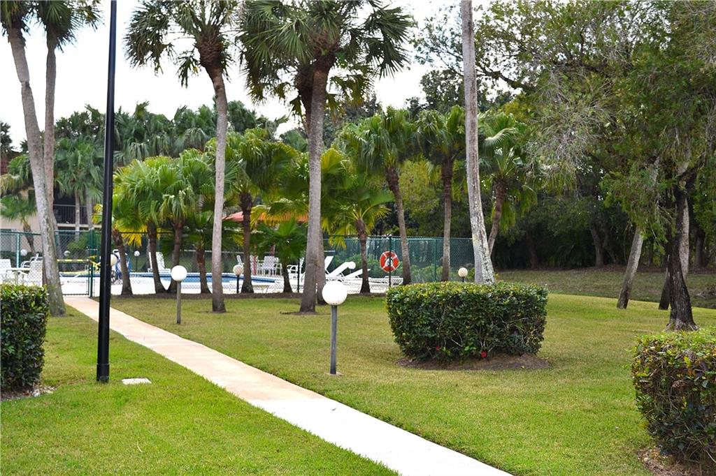 Raquet Club - Residential