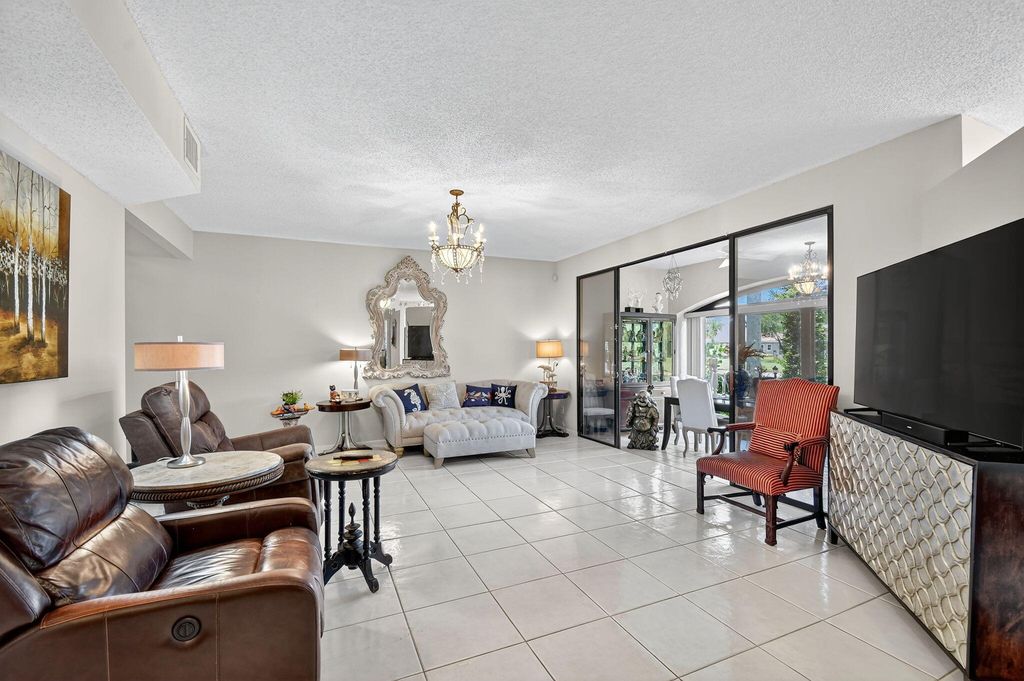 Photo of 5965 Parkwalk Drive, Boynton Beach, FL 33472 (MLS # R11110319)