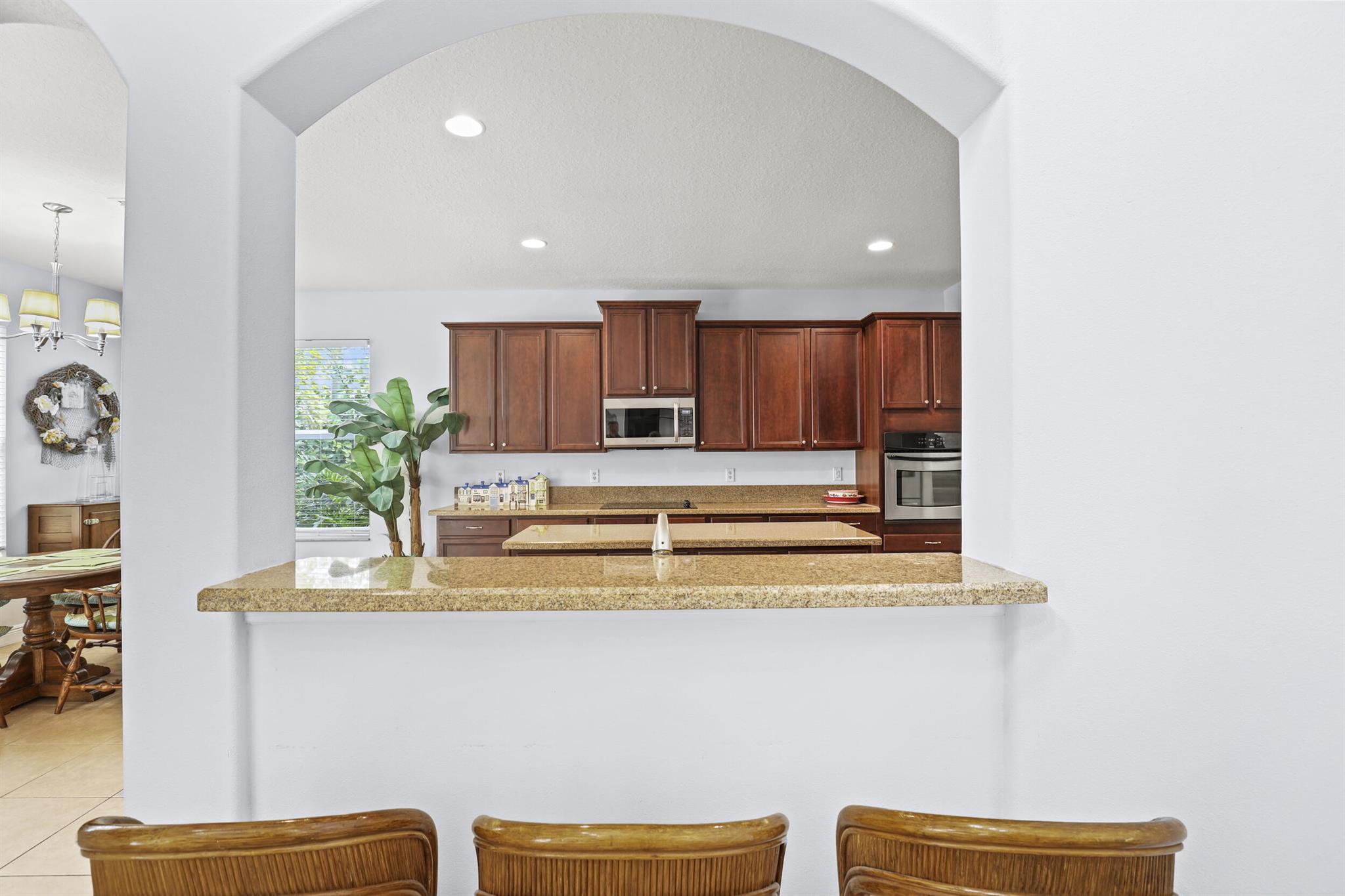 LAKE TUSCANY - Residential