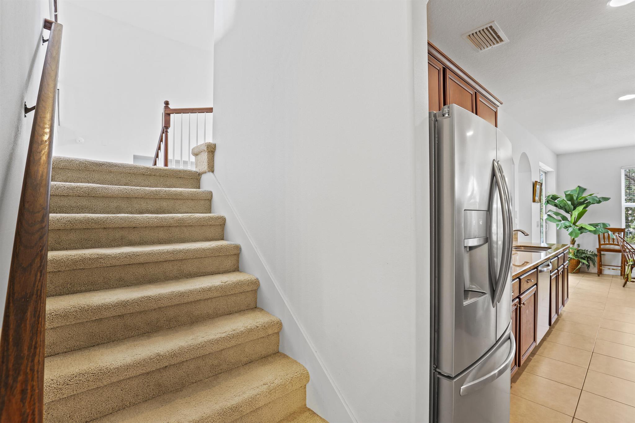 LAKE TUSCANY - Residential