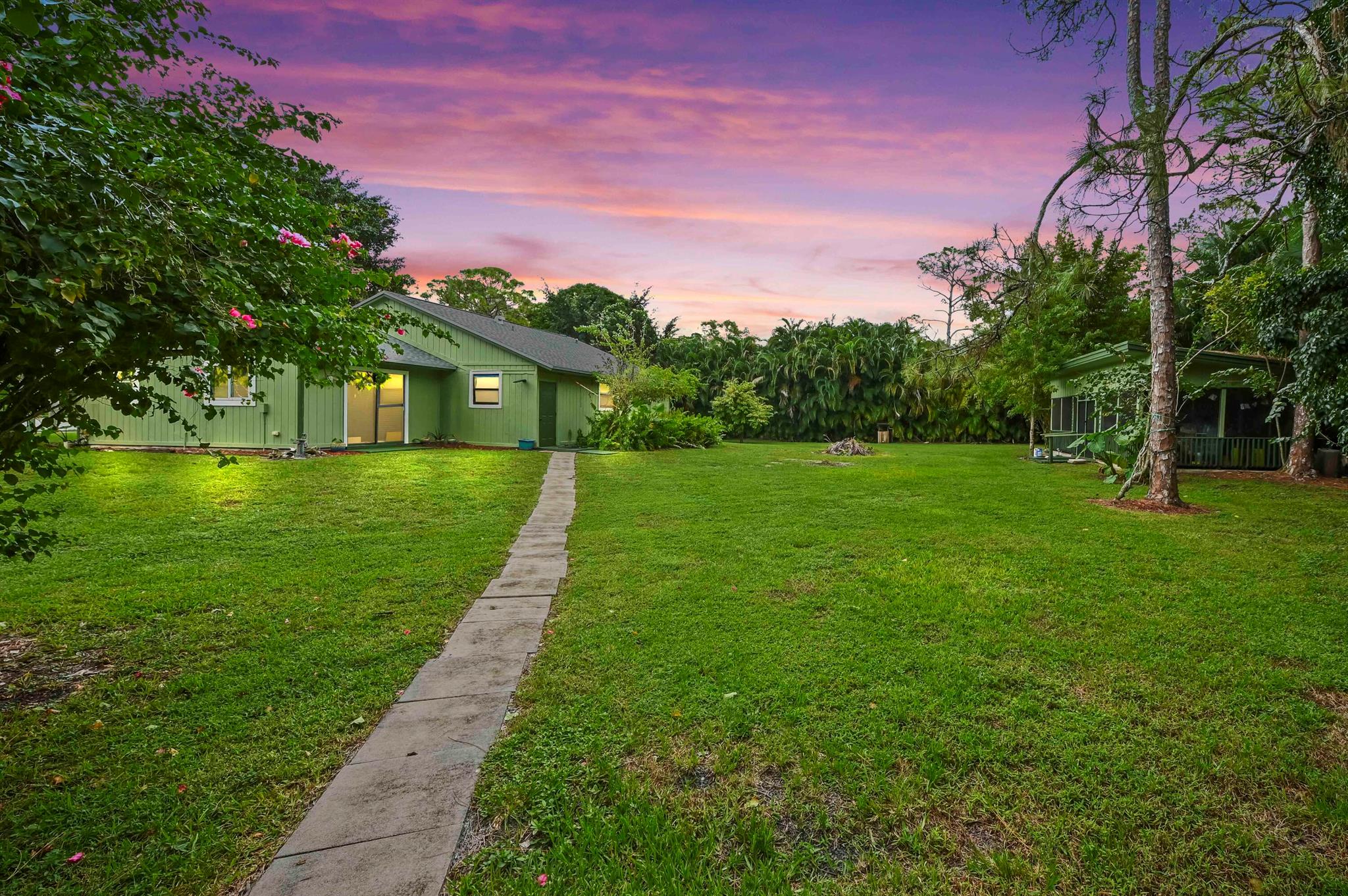 The Acreage - Residential