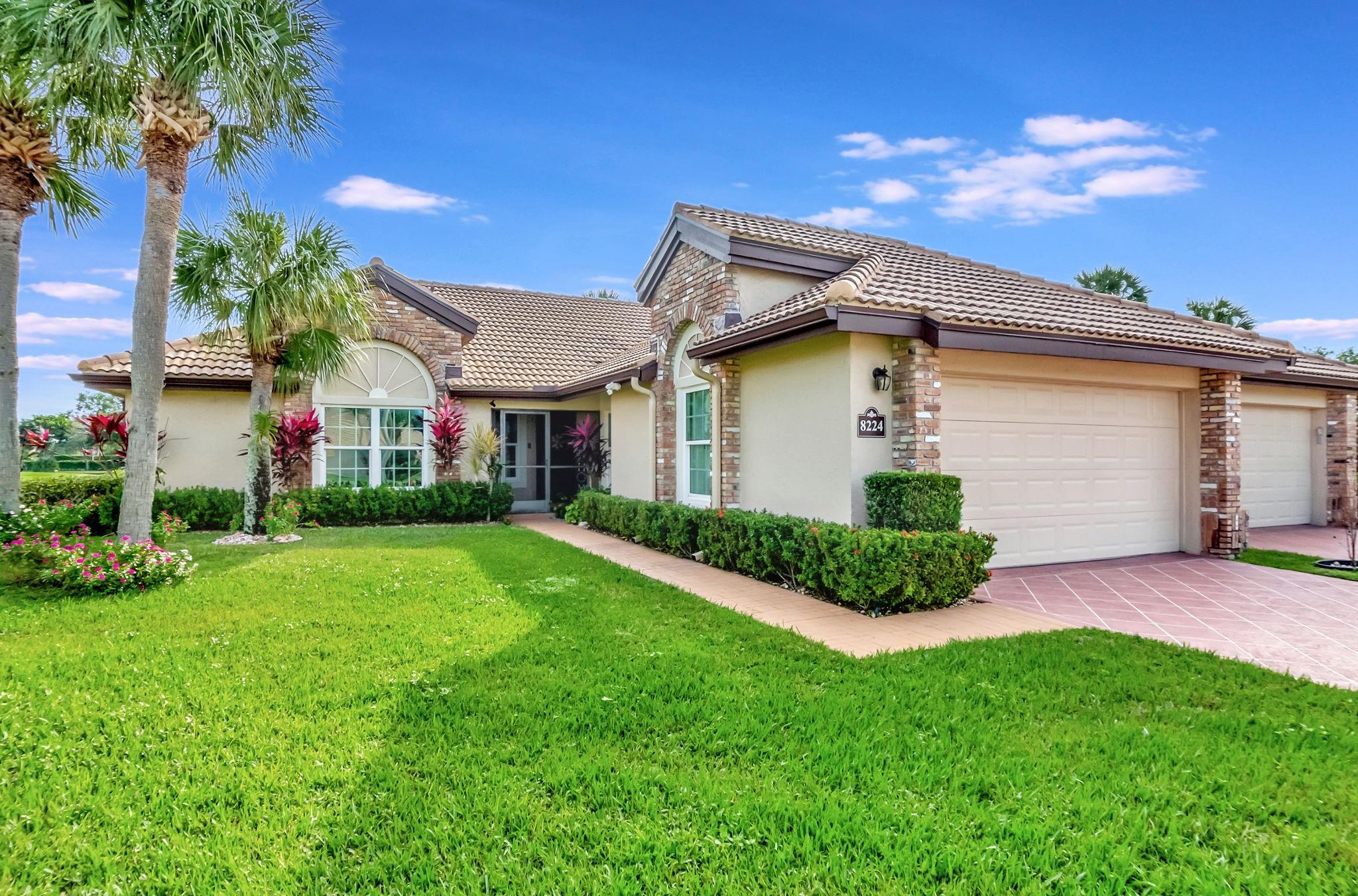 8224 Cassia Dr
