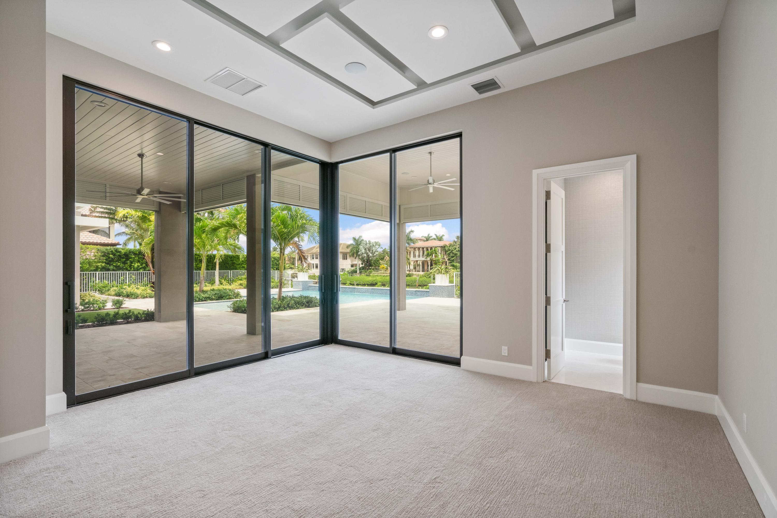 ADMIRALS COVE - Residential