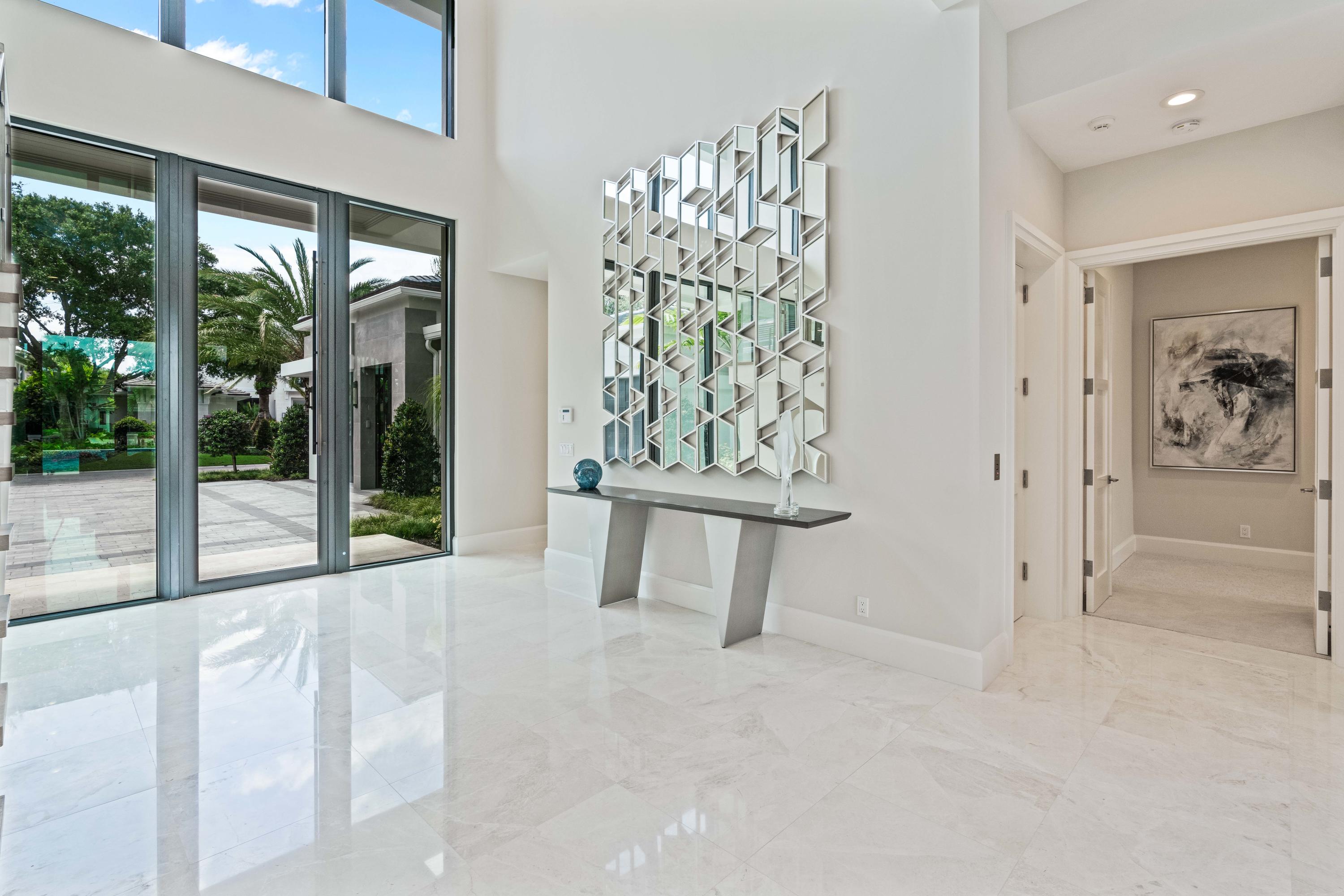 ADMIRALS COVE - Residential