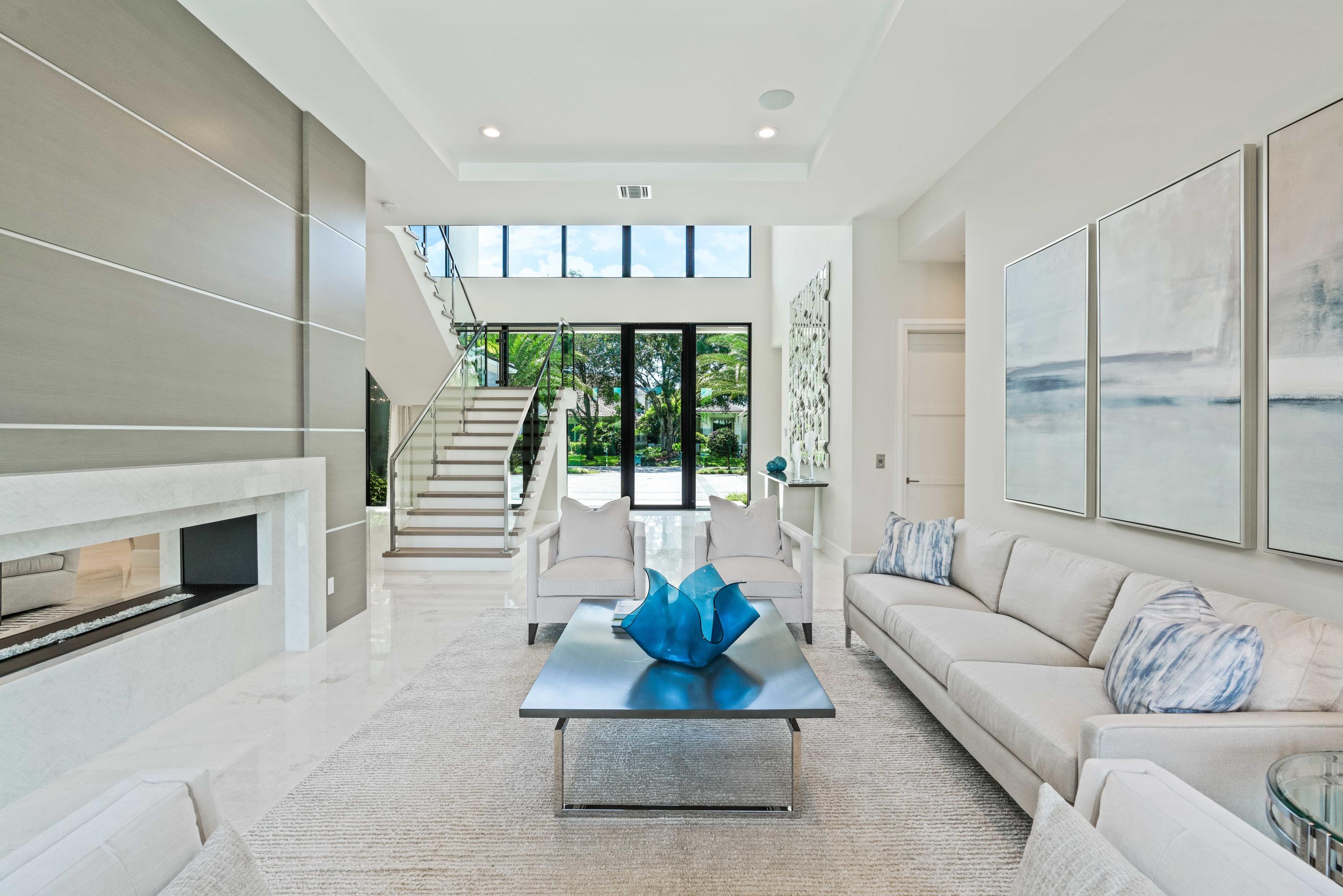 ADMIRALS COVE - Residential