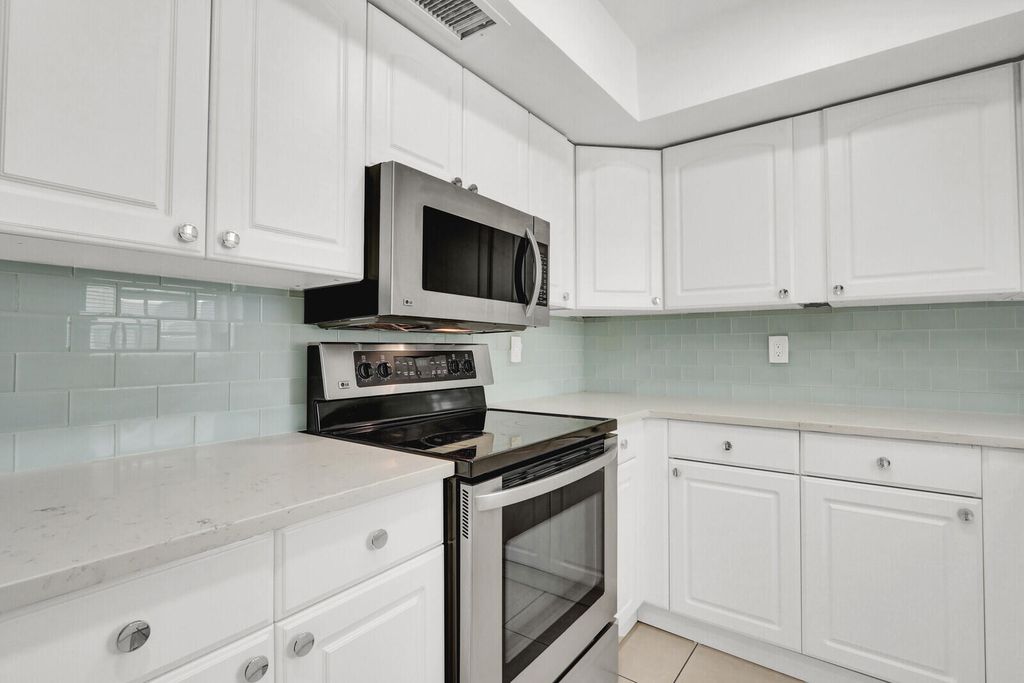 Photo of 10249 N Military Trail #Apt 201, Palm Beach Gardens, FL 33410 (MLS # B26000598)