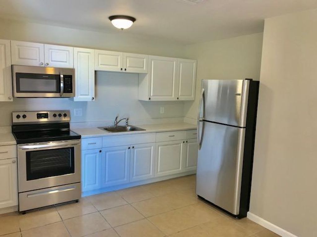 Photo of 419 N Broadway #1, Lantana, FL 33462 (MLS # R11066114)