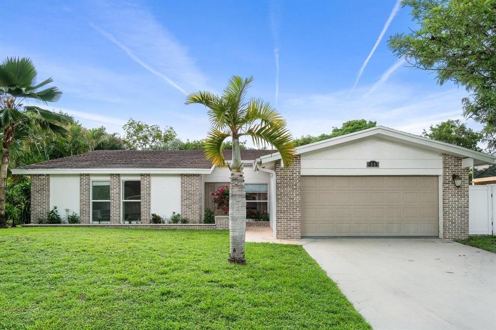 Photo of 3555 NW 27th Avenue, Boca Raton, FL 33434 (MLS # R10736422)