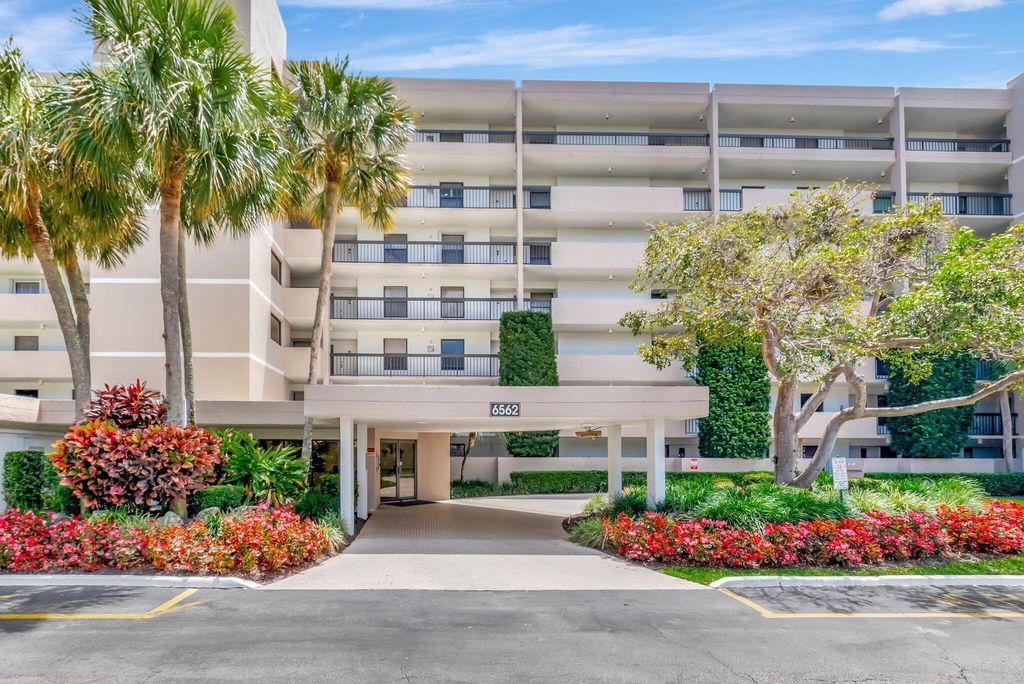 Photo of 6562 Boca Del Mar Drive #124, Boca Raton, FL 33433 (MLS # R11086989)