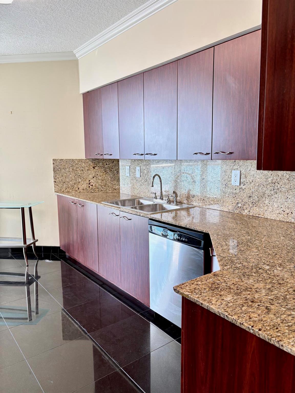 100 HIDDEN BAY CONDO - Residential Lease