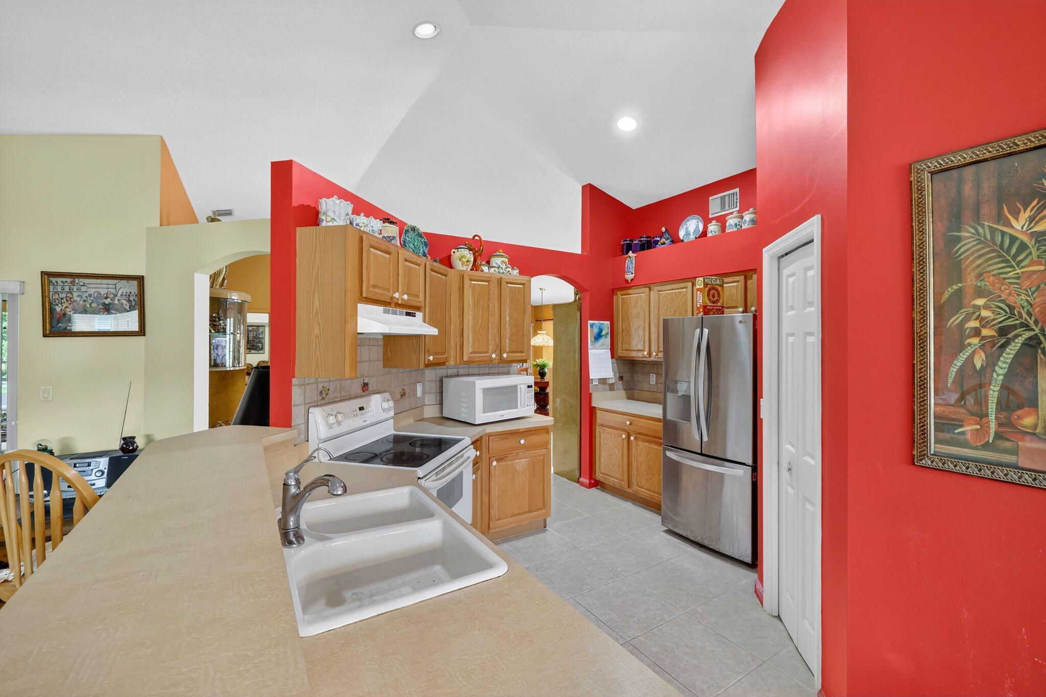 PORT ST LUCIE SECTION 37 - Residential