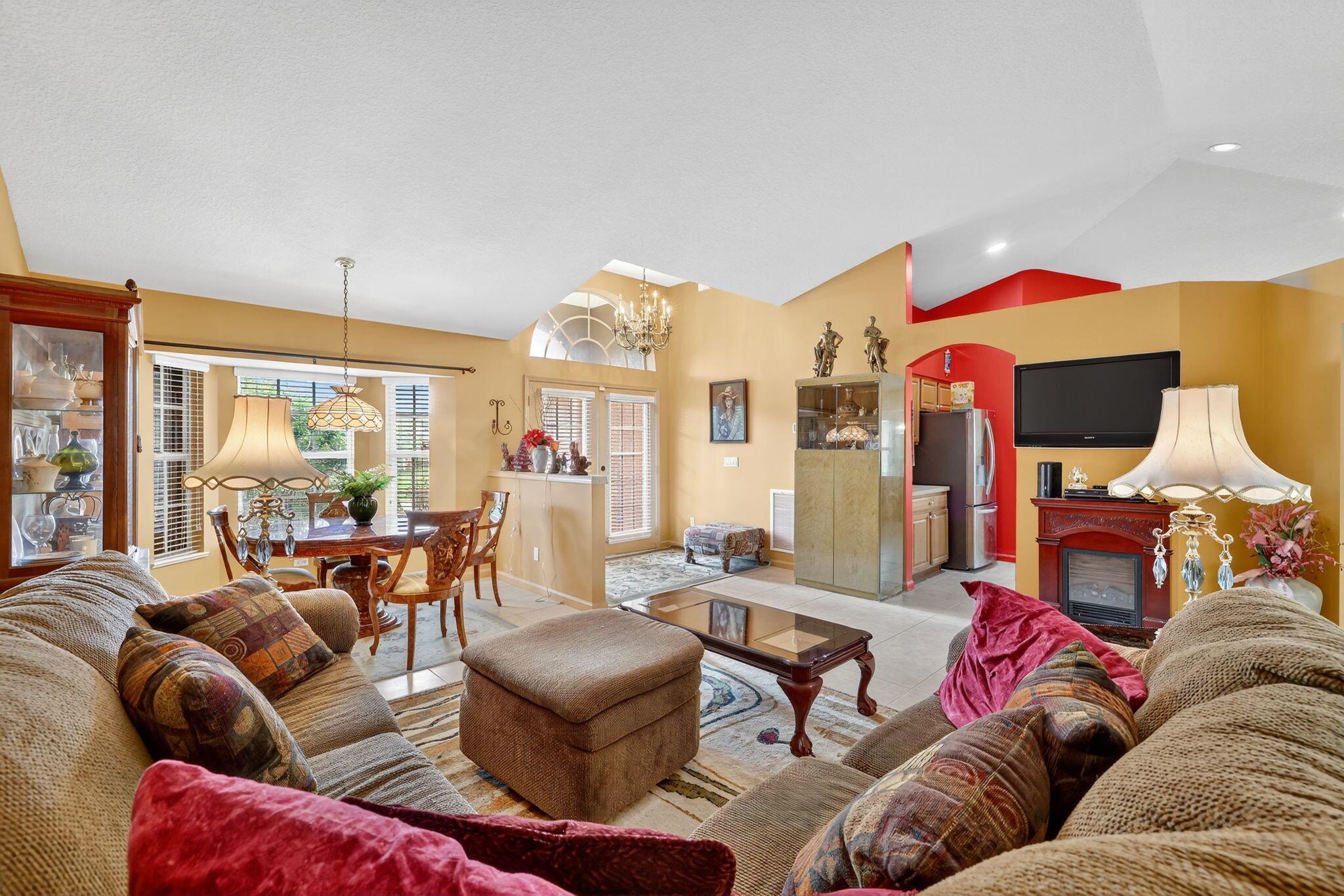 PORT ST LUCIE SECTION 37 - Residential