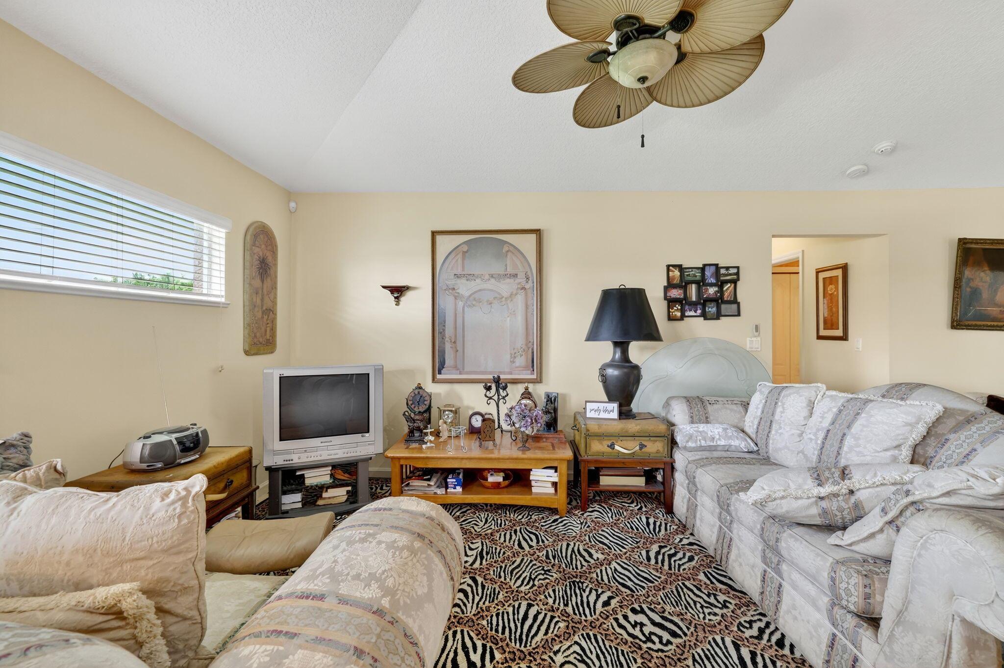 PORT ST LUCIE SECTION 37 - Residential