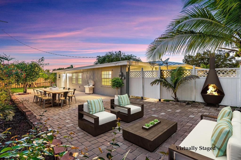 Photo of 520 Inlet Road, North Palm Beach, FL 33408 (MLS # R10780735)