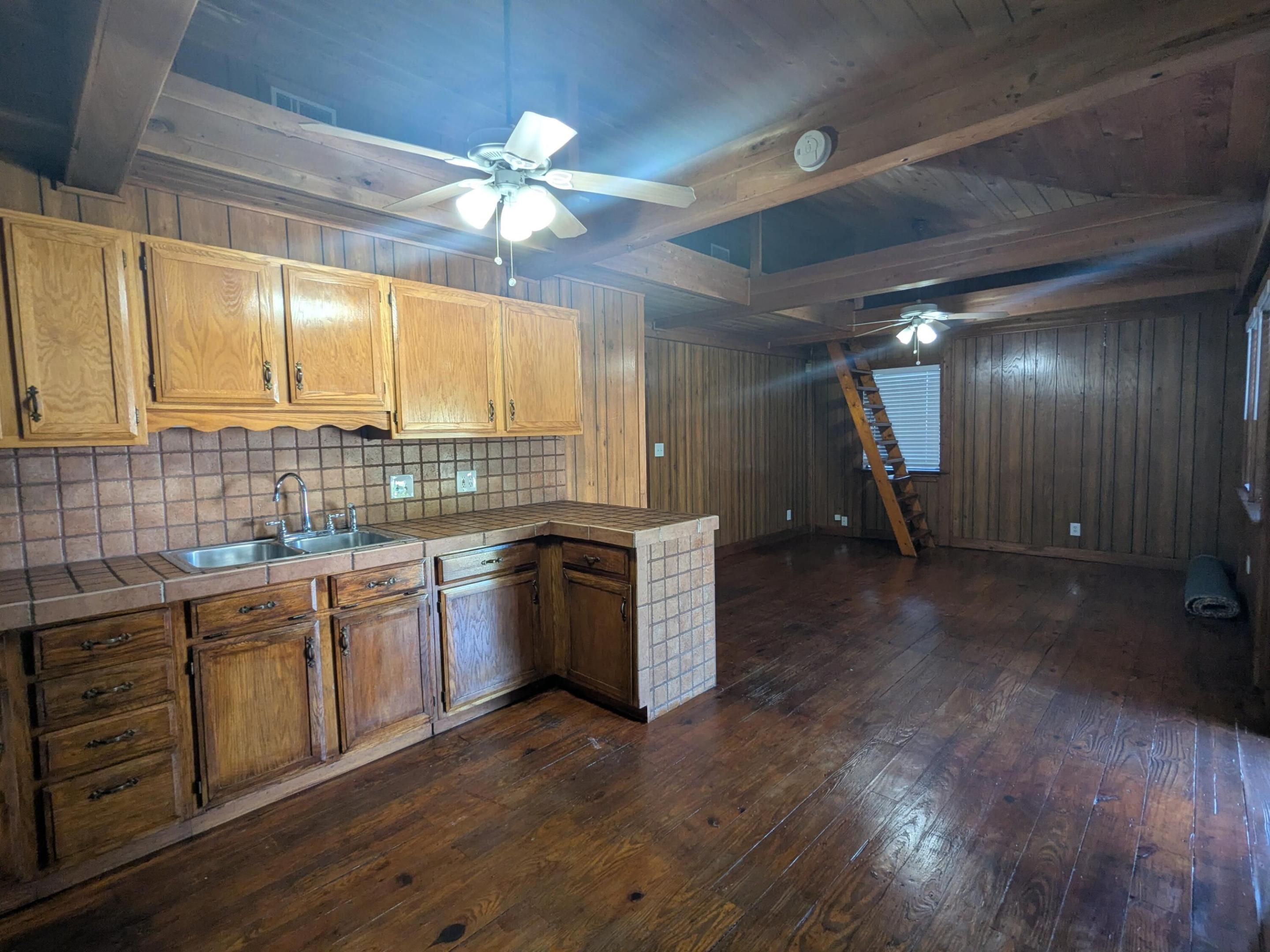 LAKE ECHO - Residential Lease