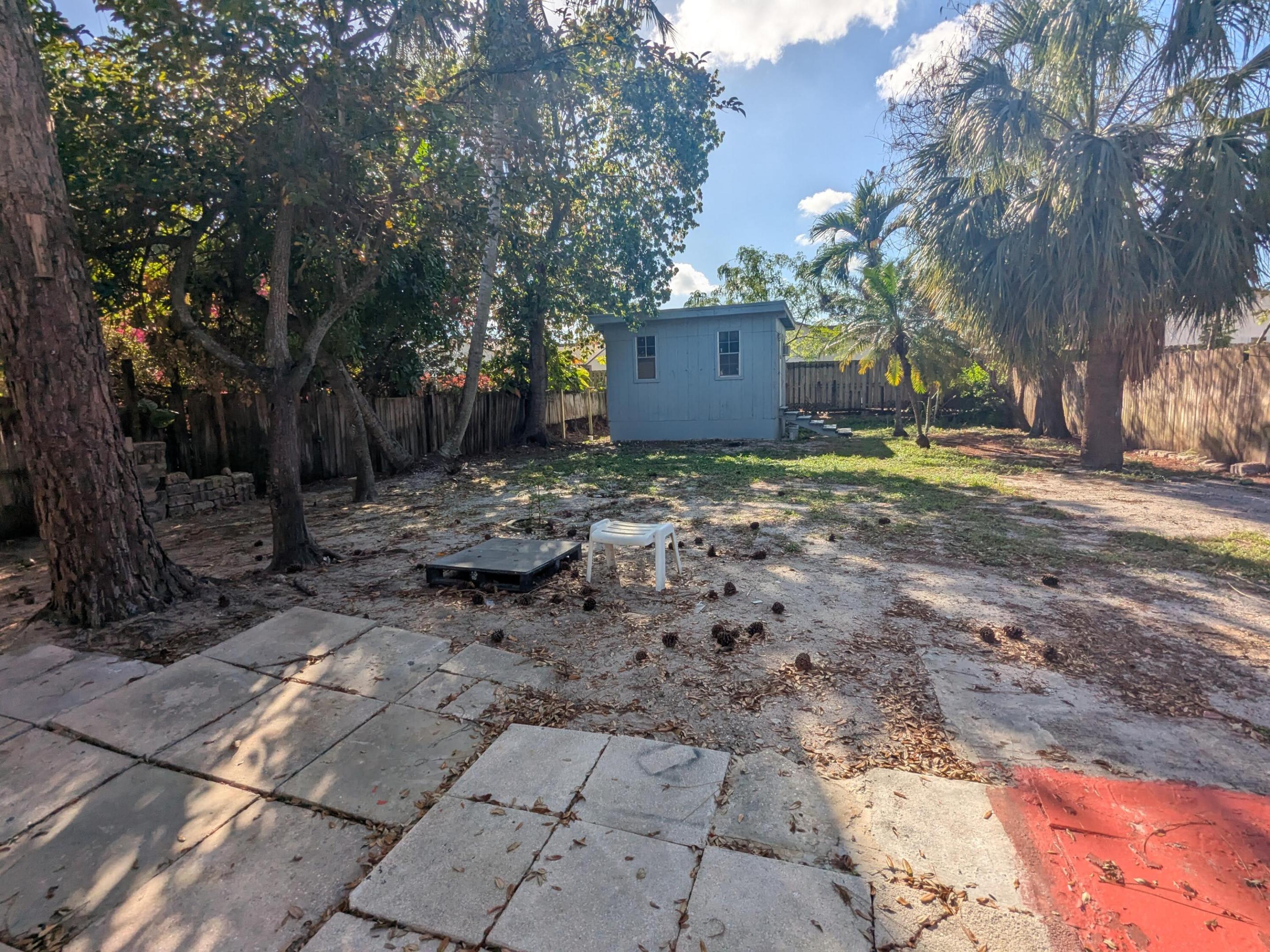 LAKE ECHO - Residential Lease