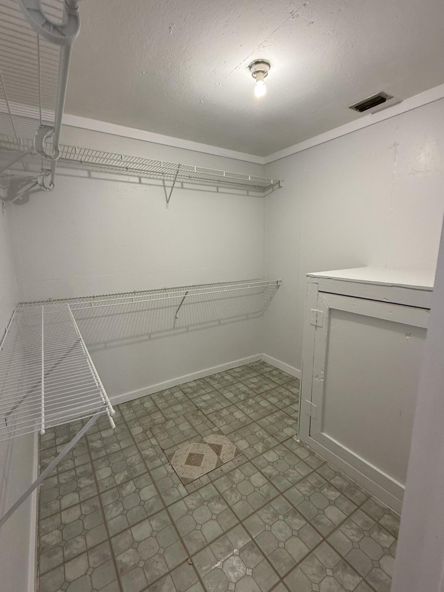 LAKE ECHO - Residential Lease