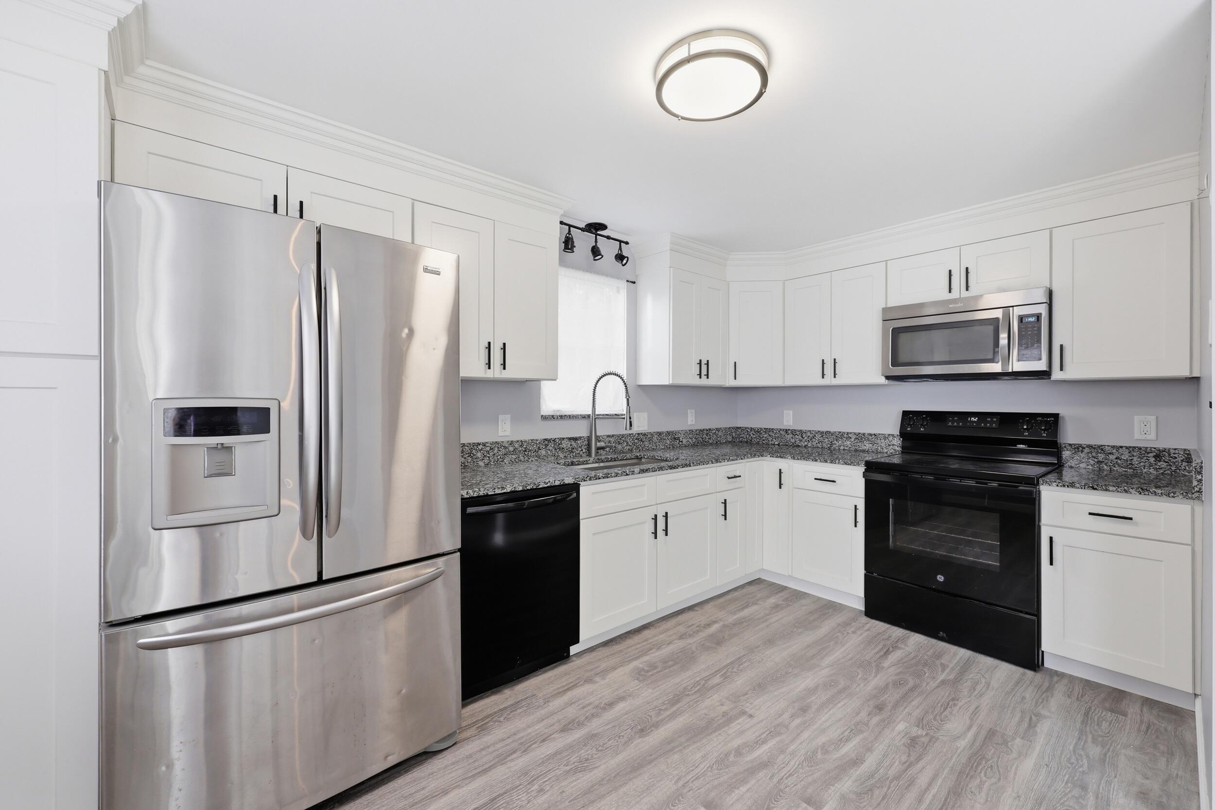 GEORGIAN PARK - Residential